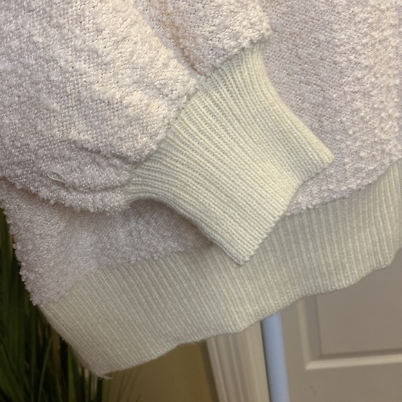Umgee Soft Textured Cream Sweater - Picture 4 of 6